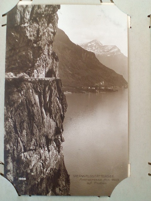 /Switzerland/CH_Place_1900-1949_Vierwaldstattersee Axenstrasse und Fluelen.jpg